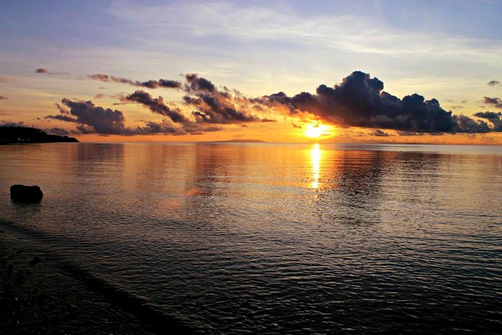 Lagunde Beach Resort Oslob Bilik gambar